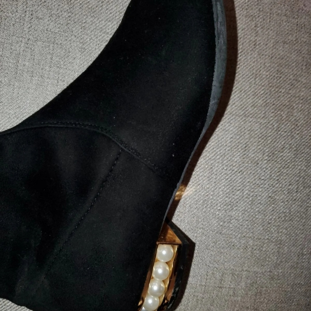 LIMITED EDITION PEARL HEEL BOOTS